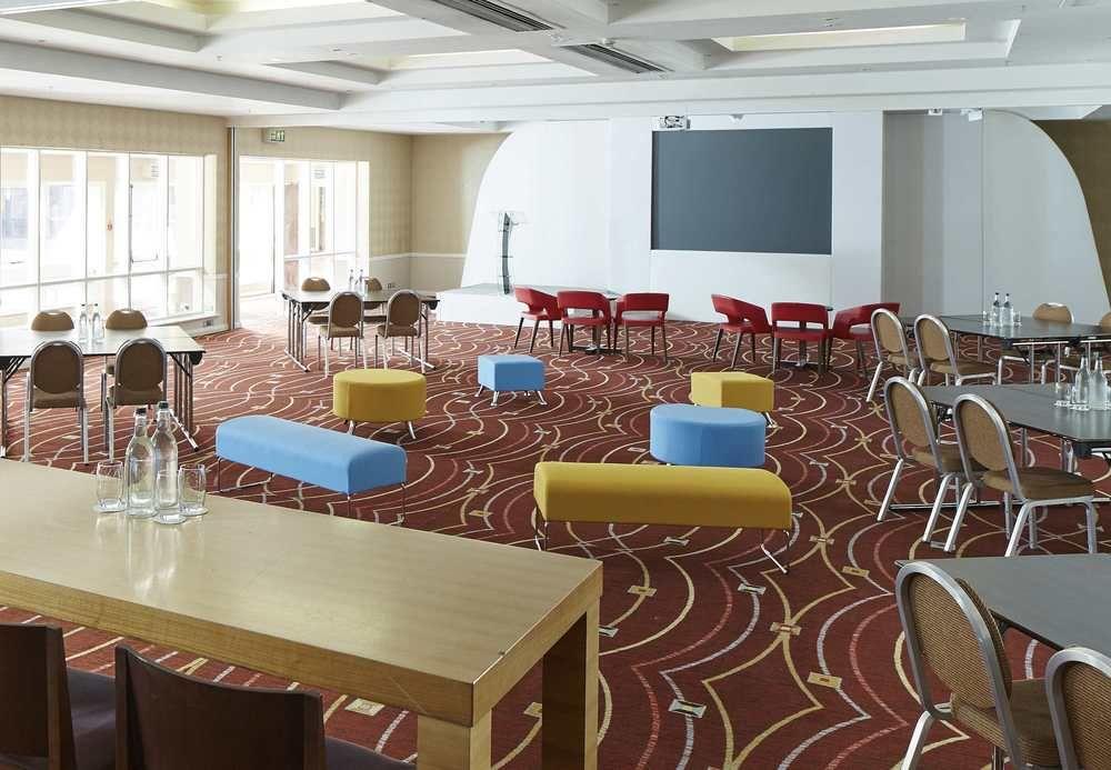 Delta Hotels By Marriott Peterborough Eksteriør billede