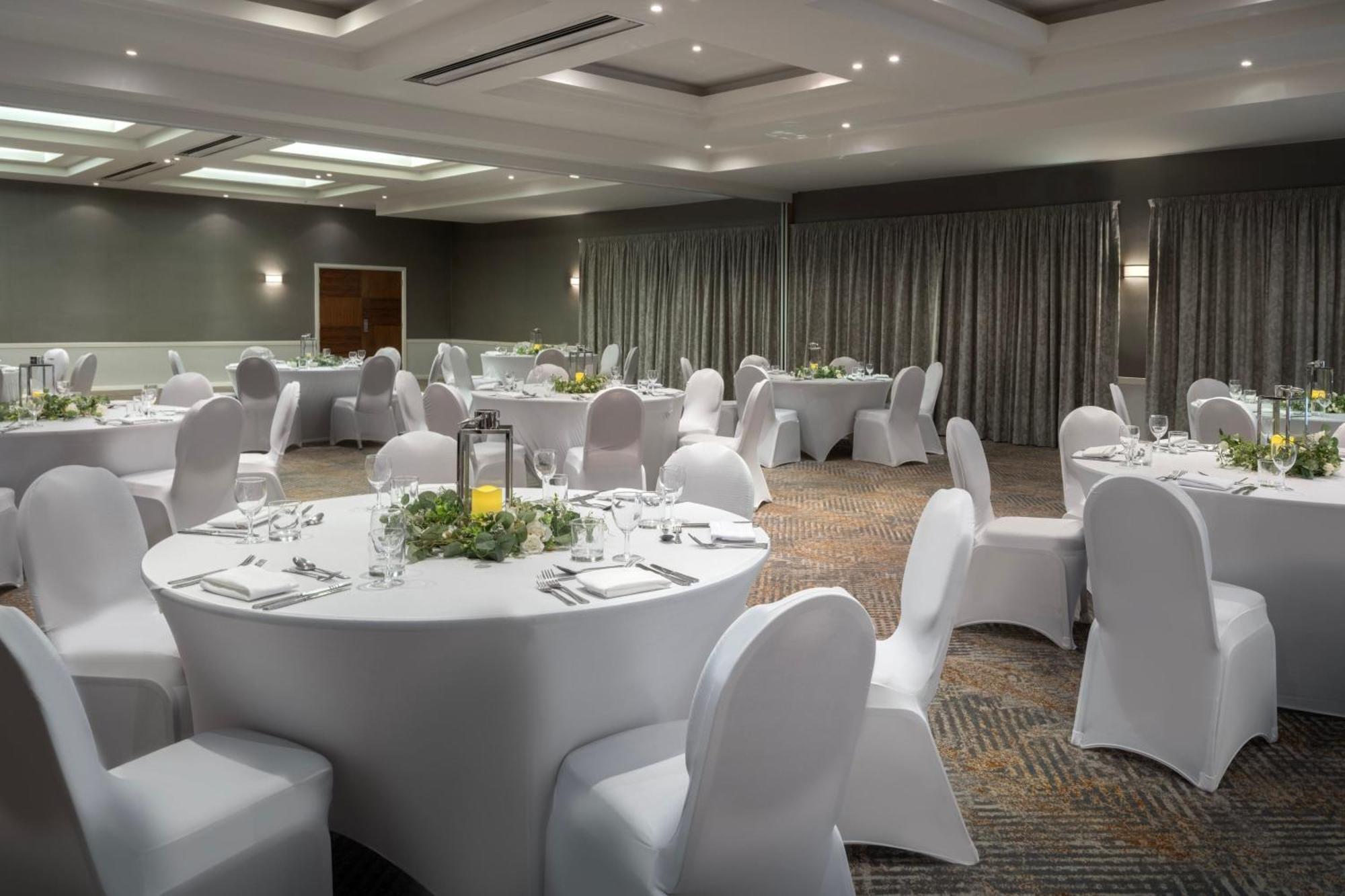 Delta Hotels By Marriott Peterborough Eksteriør billede
