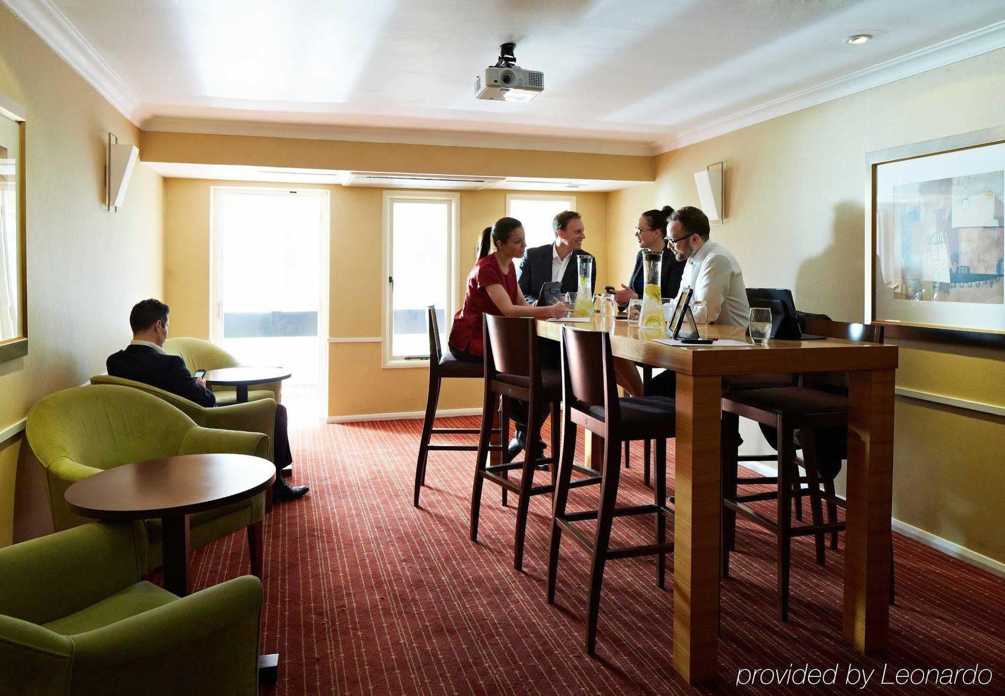 Delta Hotels By Marriott Peterborough Eksteriør billede